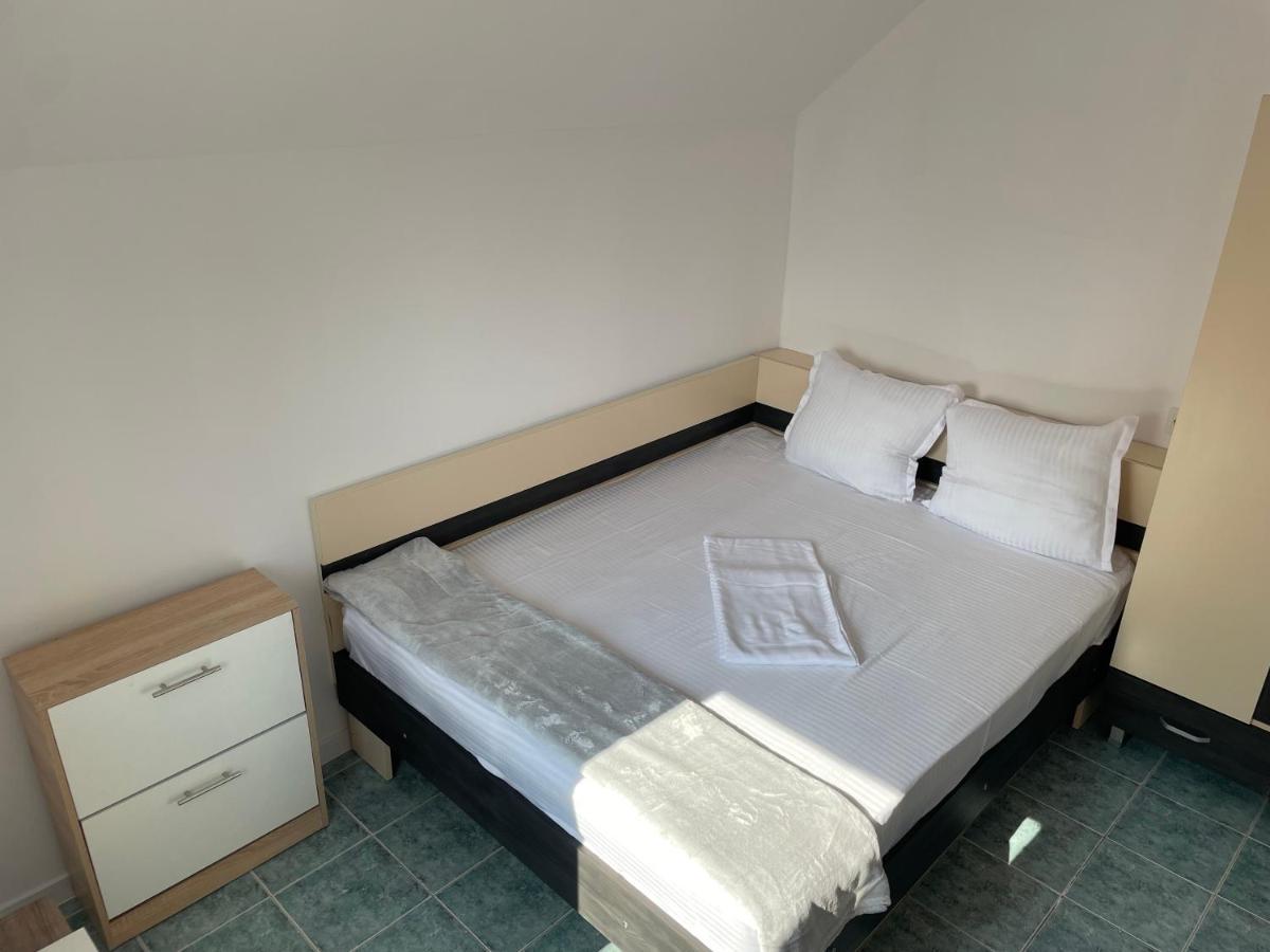Apartamento Complex Pria Două Mai Exterior foto